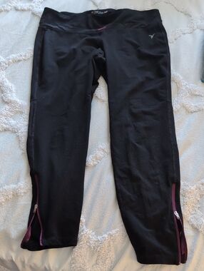 Old Navy Black Fitted Pants with Ankle Zips